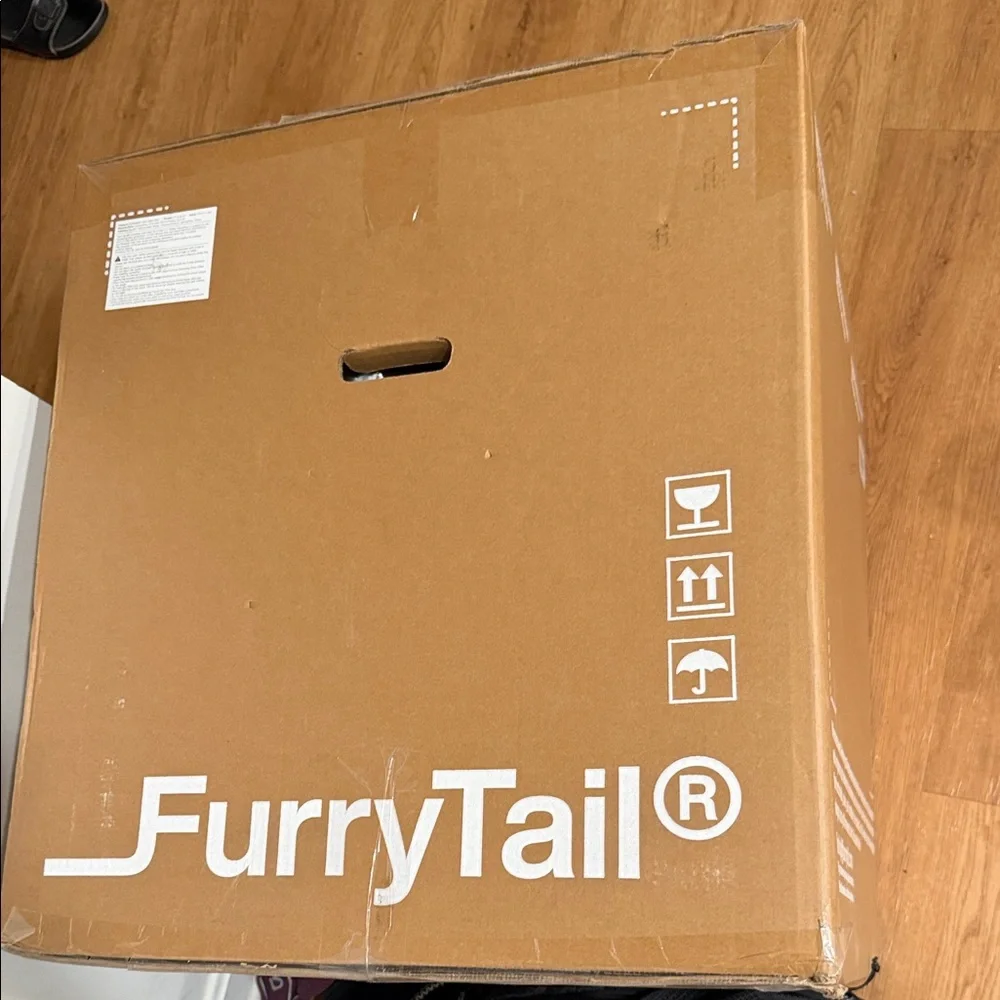 Modern White Cat Litter Box